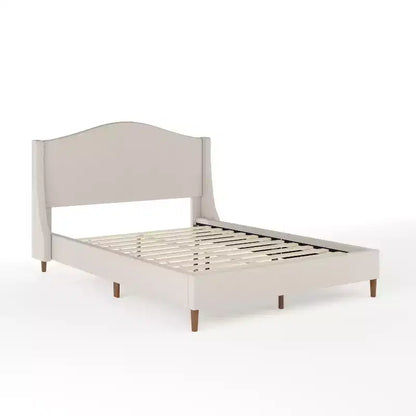 Letto a piattaforma imbottito Amelia con testiera curva e sponde imbottite